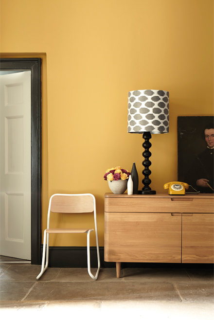 Reception decorated in yellow pink Regency paint.